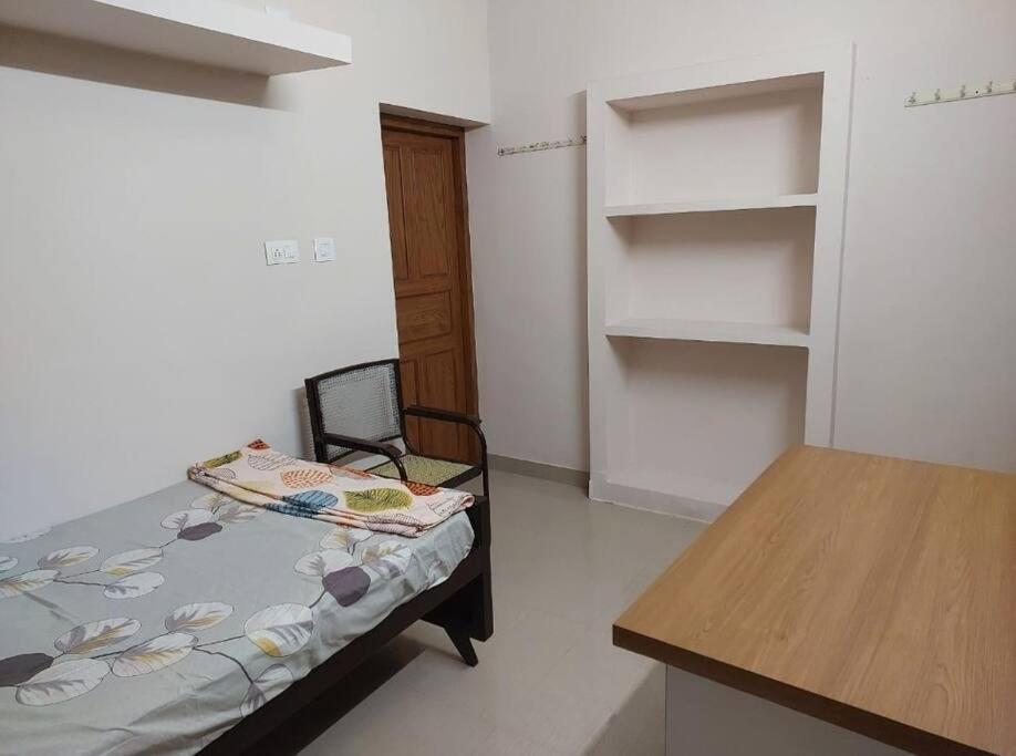 Home In Guruvayur-3 Bedroom Luaran gambar